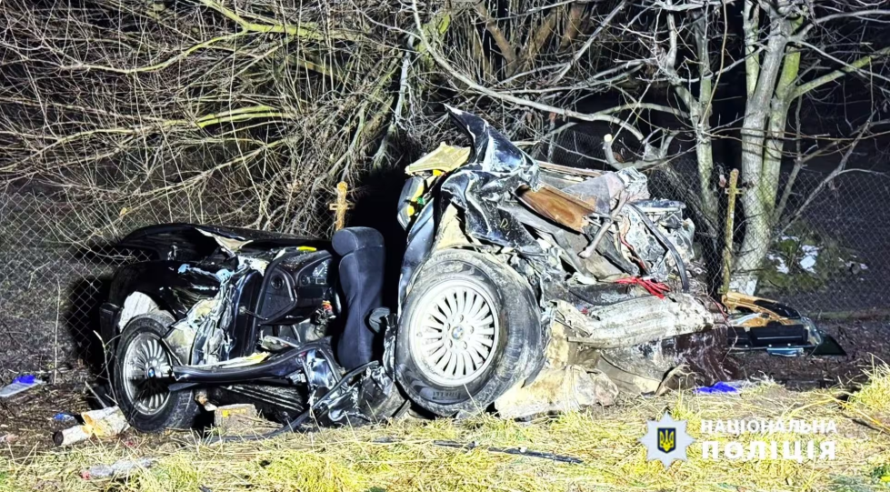 На Івано-Франківщині перед Новим роком у жахливій аварії загинуло п'ятеро молодих людей: що про них відомо
