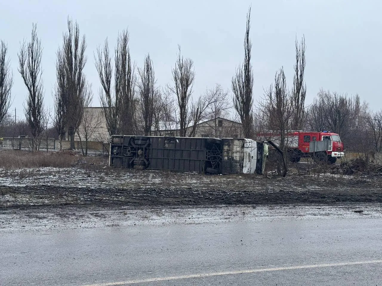 В оккупированном Иловайске разбился автобус с людьми: есть погибшие и десятки травмированных. Фото