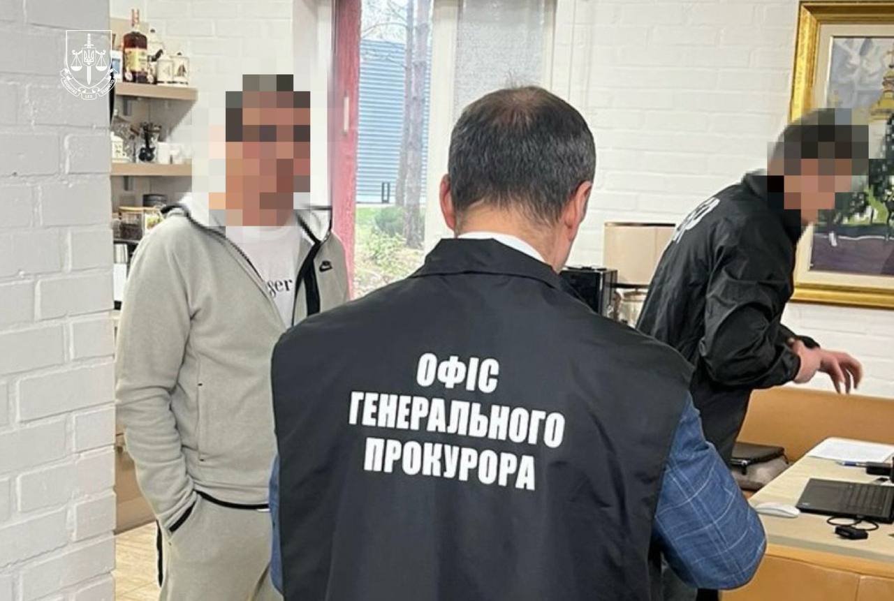 Нардеп Бондарев организовал незаконный выезд за границу для 18 человек – ГБР