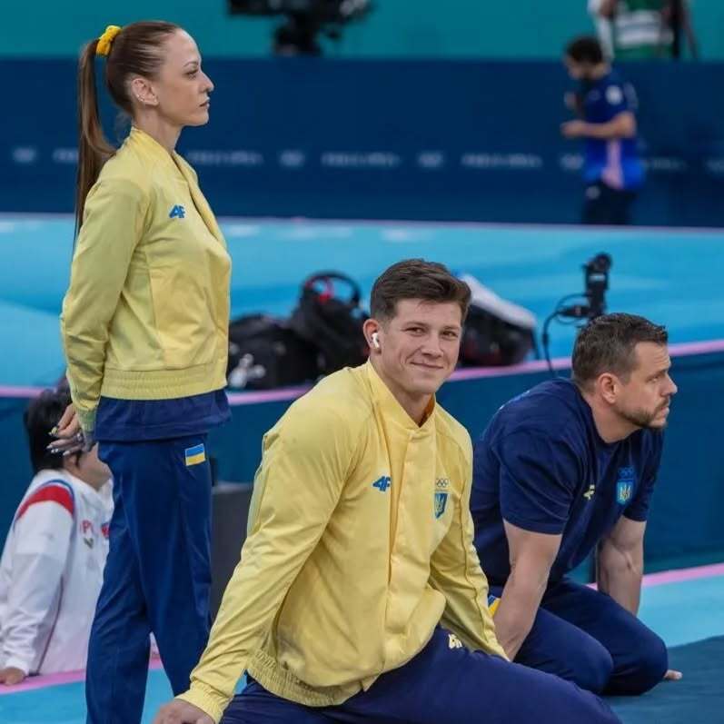 "Абсолютно неприйнятно". У НОК відреагували на втечу з України та зміну громадянства зіркового українського чемпіона зі спортивної гімнастики