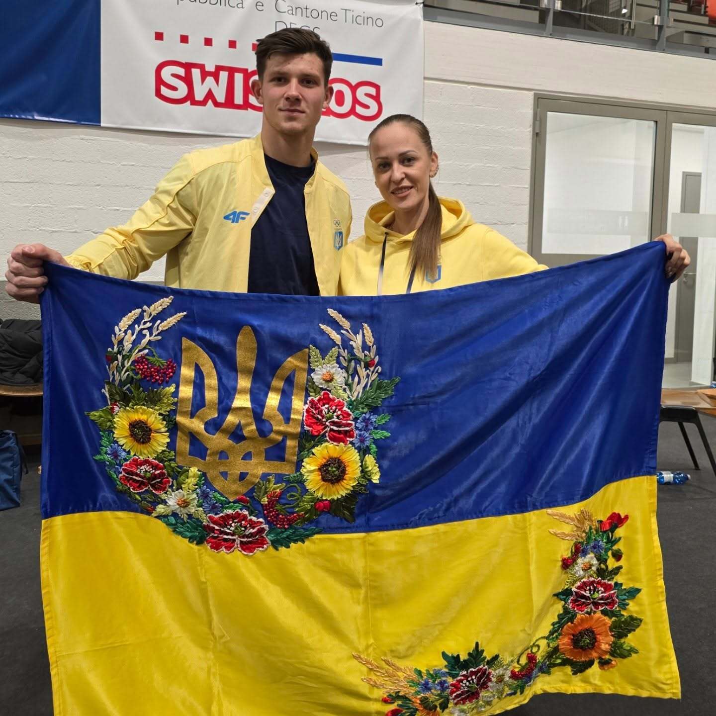 "Абсолютно неприйнятно". У НОК відреагували на втечу з України та зміну громадянства зіркового українського чемпіона зі спортивної гімнастики