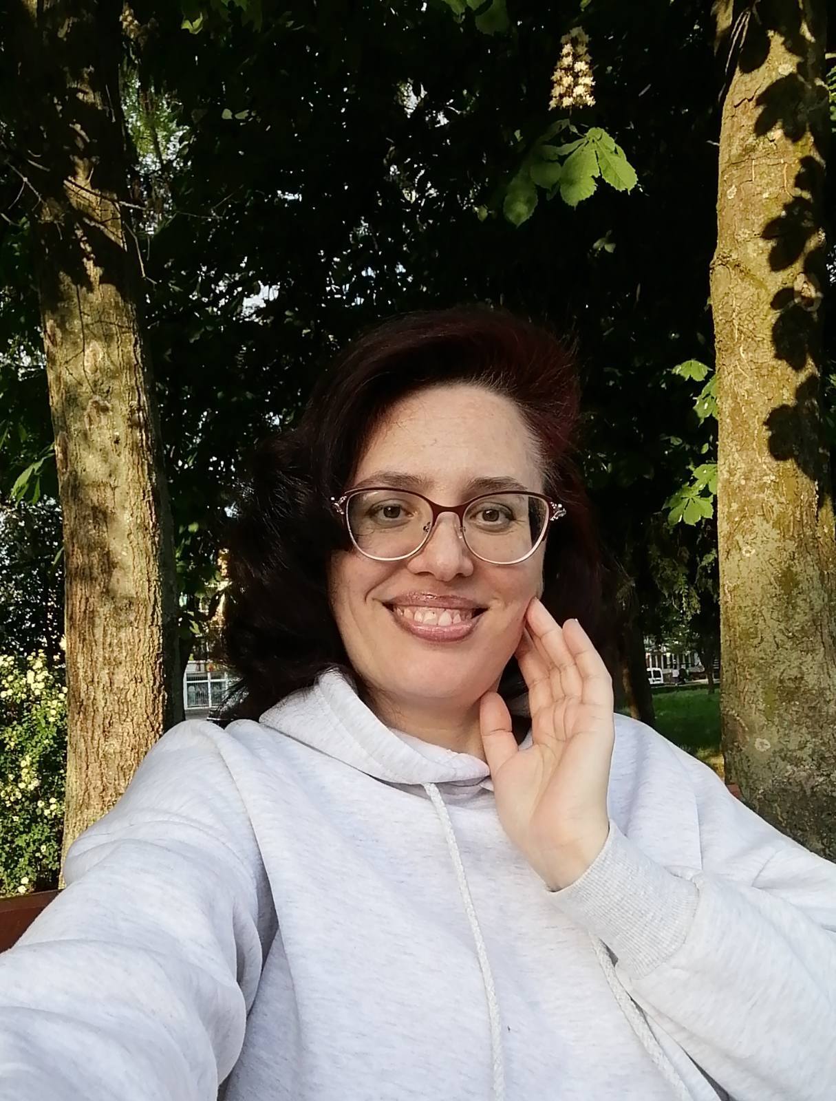 "З мамою завжди трималися за руки": що відомо про вчительку музики з Кривого Рогу, яку вбила Росія