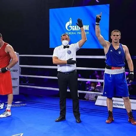 Відомий український чемпіон-супертяж переміг нокаутом у 1-му раунді. Відео