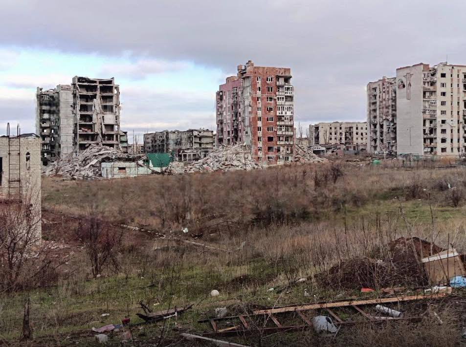 Суцільна руїна: у мережі показали, що окупанти зробили з Бахмутом. Фото