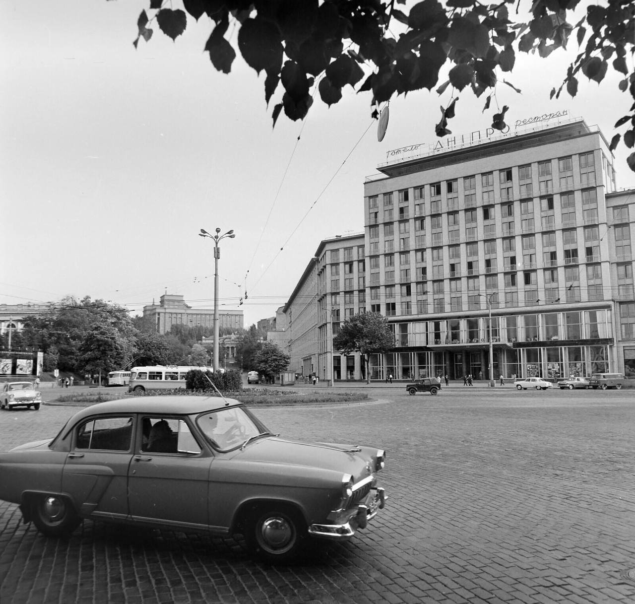 Столица и ее жители: как выглядел Киев на снимках венгерского фотографа в 1965 году. Фото