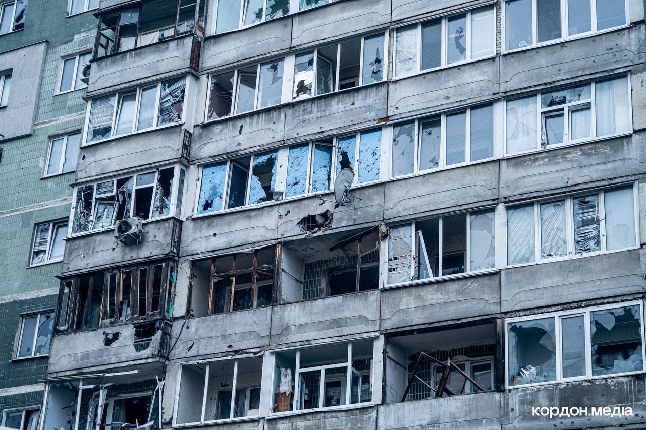 "Ввели в искусственную кому, чтобы сохранить жизнь": стало известно, в каком состоянии пострадавшие в результате атаки РФ в Сумах. Видео