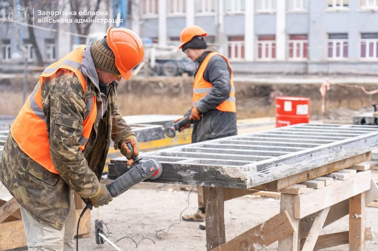 Сім метрів углиб, розрахована на 1000 дітей: що відомо про третю підземну школу в Запоріжжі. Фото