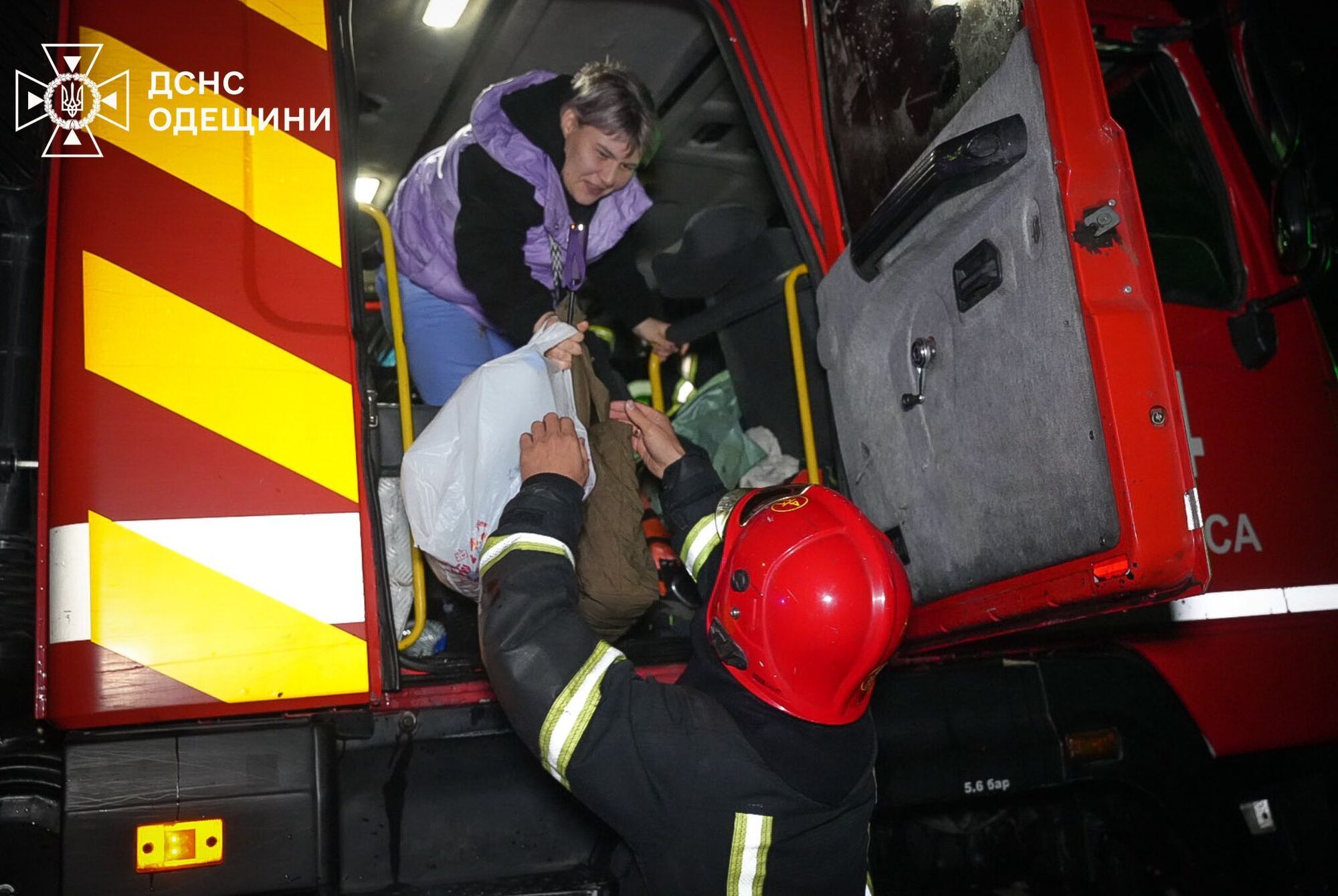 Зеленський доручив провести перевірку через трагедію в Одесі, де внаслідок негоди загинули 9 людей: в області оголошено день жалоби