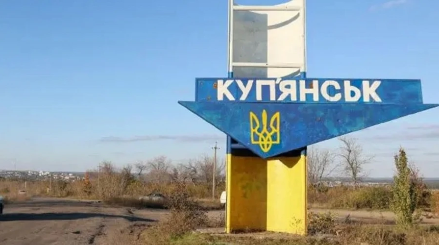 "Беруть на себе найбільше": Зеленський присвоїв статус Героя 16 українським містам