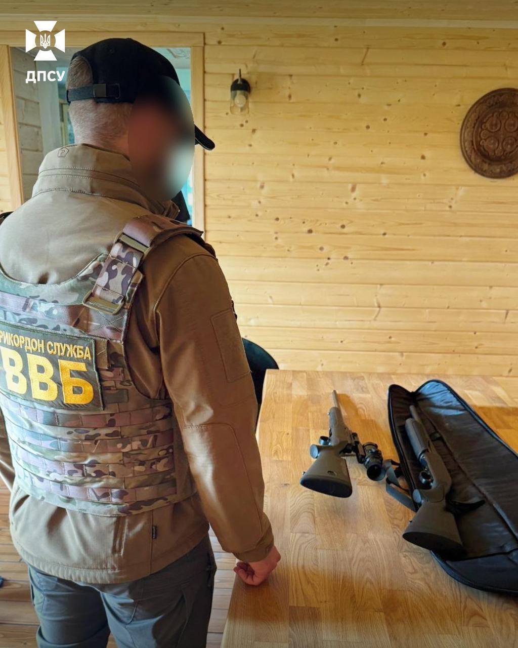 В Румынию за €8 тыс.: в Украине ликвидировали еще 11 схем переправки уклонистов за границу. Фото