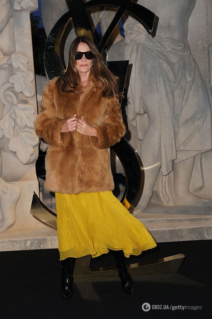 Карла Бруни впервые вышла в свет после приговора Николя Саркози: как сейчас выглядит бывшая первая леди Франции