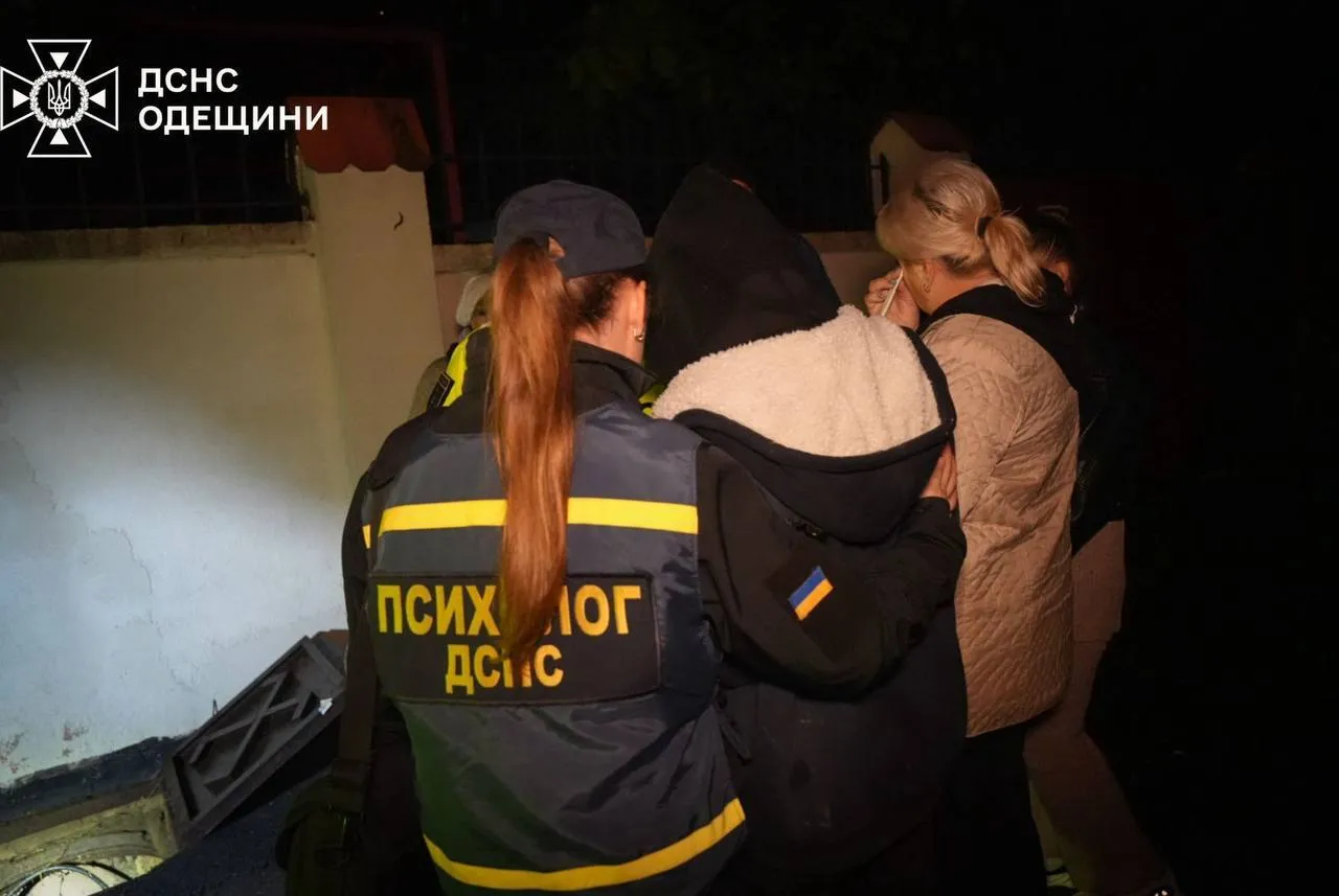 "Їх накрила хвиля": в Одесі внаслідок негоди загинула родина з п'яти осіб