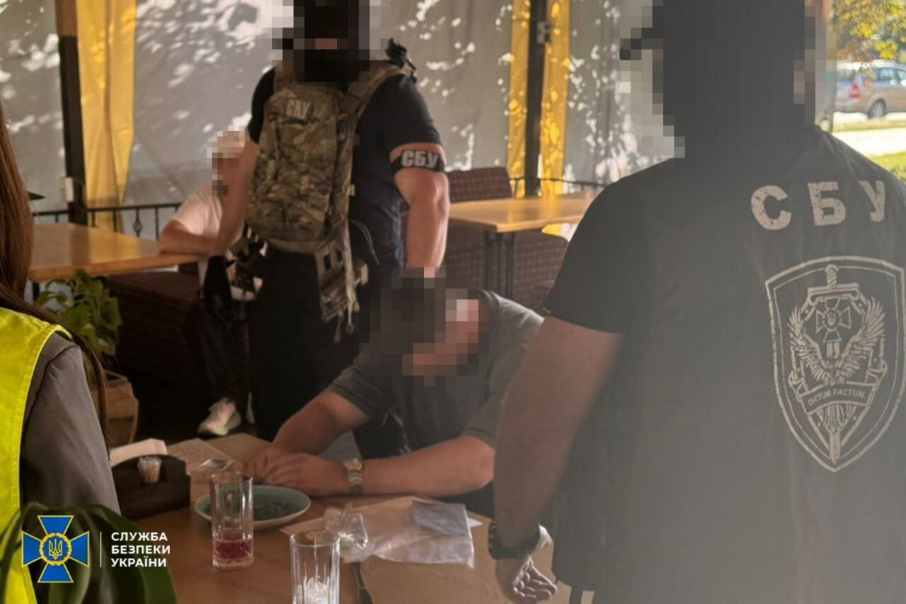 В Румынию за €8 тыс.: в Украине ликвидировали еще 11 схем переправки уклонистов за границу. Фото