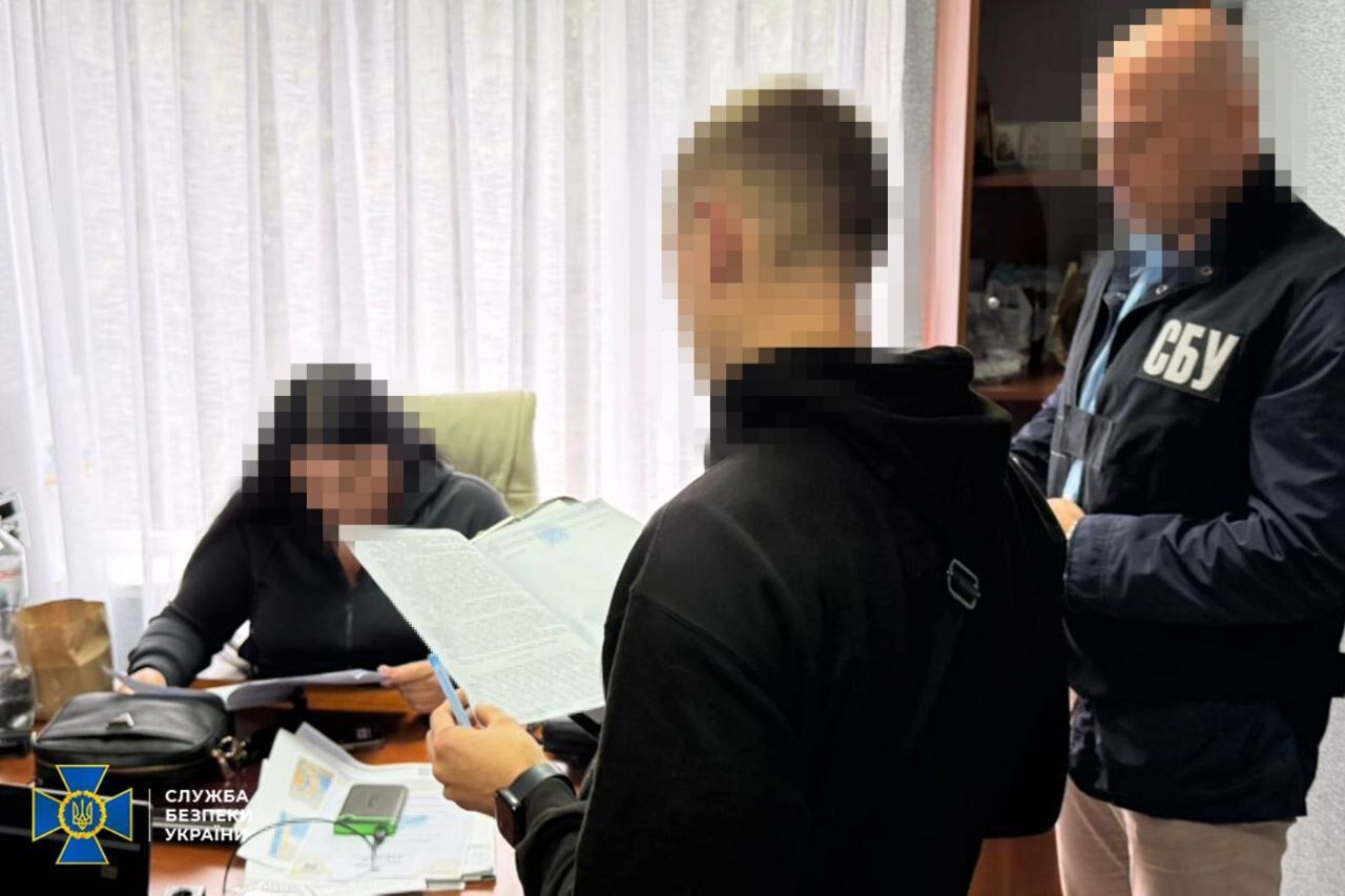 В Румынию за €8 тыс.: в Украине ликвидировали еще 11 схем переправки уклонистов за границу. Фото