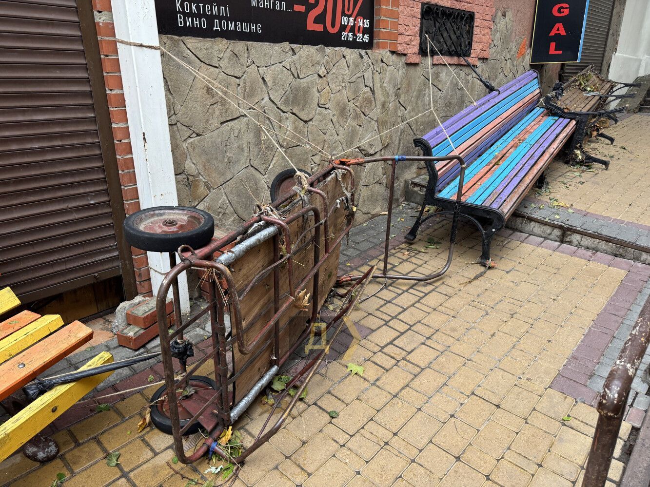 Зеленський доручив провести перевірку через трагедію в Одесі, де внаслідок негоди загинули 9 людей: в області оголошено день жалоби