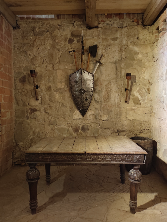 Величний Галич: замок, давні храми й міст через Дністер