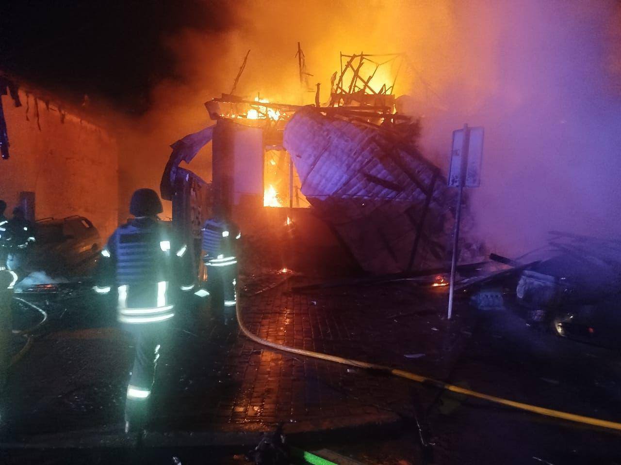 Без света осталось 28 тыс. семей, повреждены дома: последствия российской атаки на Киевщину. Фото и видео