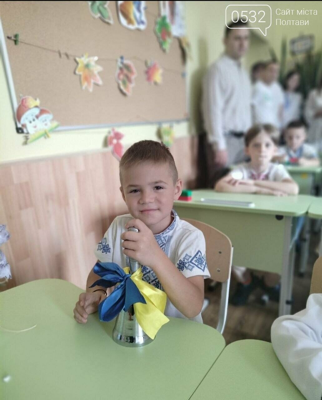 "Не розмовляє, не їсть, дихає через трахеостому": з'явились нові дані про стан 9-річного хлопчика, на якого впало дерево в Полтаві