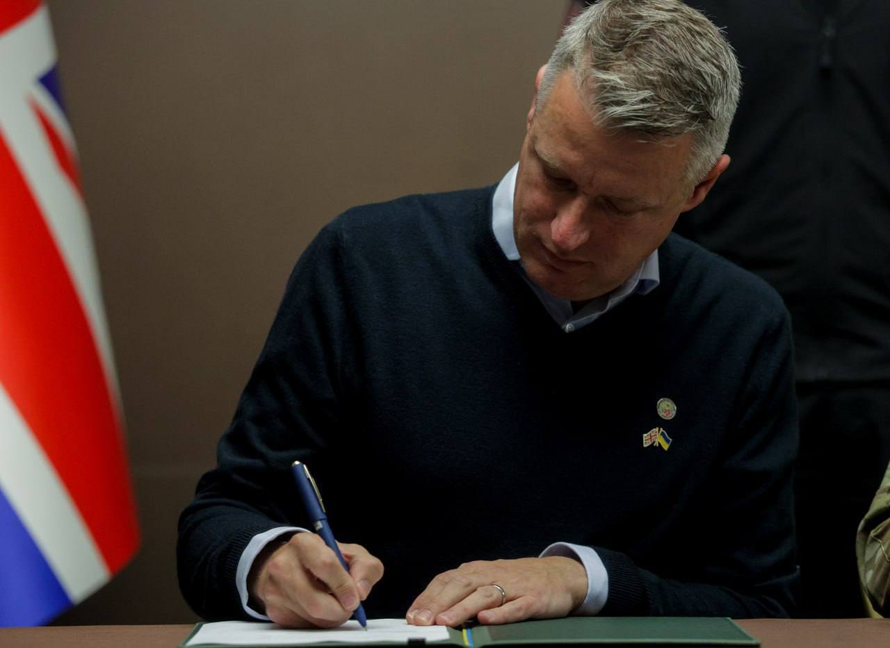 Україна та Британія розширюють оборонне партнерство: що відомо про нову угоду. Фото