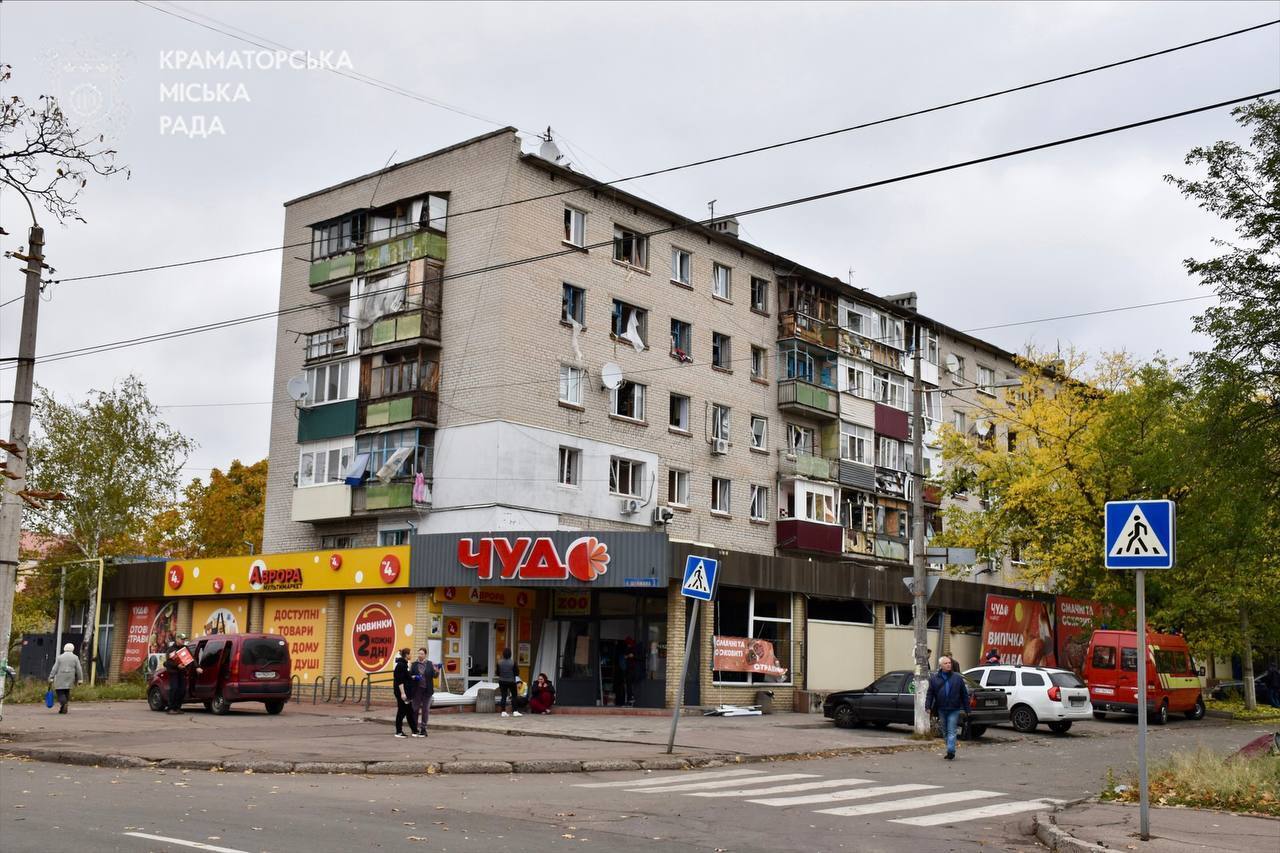 Окупанти вдарили по школі в Краматорську, яка була названа на честь закатованого Степана Чубенка. Фото