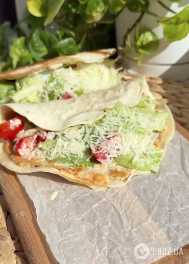 Лаваш ''Цезарь'' для перекуса: делимся рецептом вкусной закуски