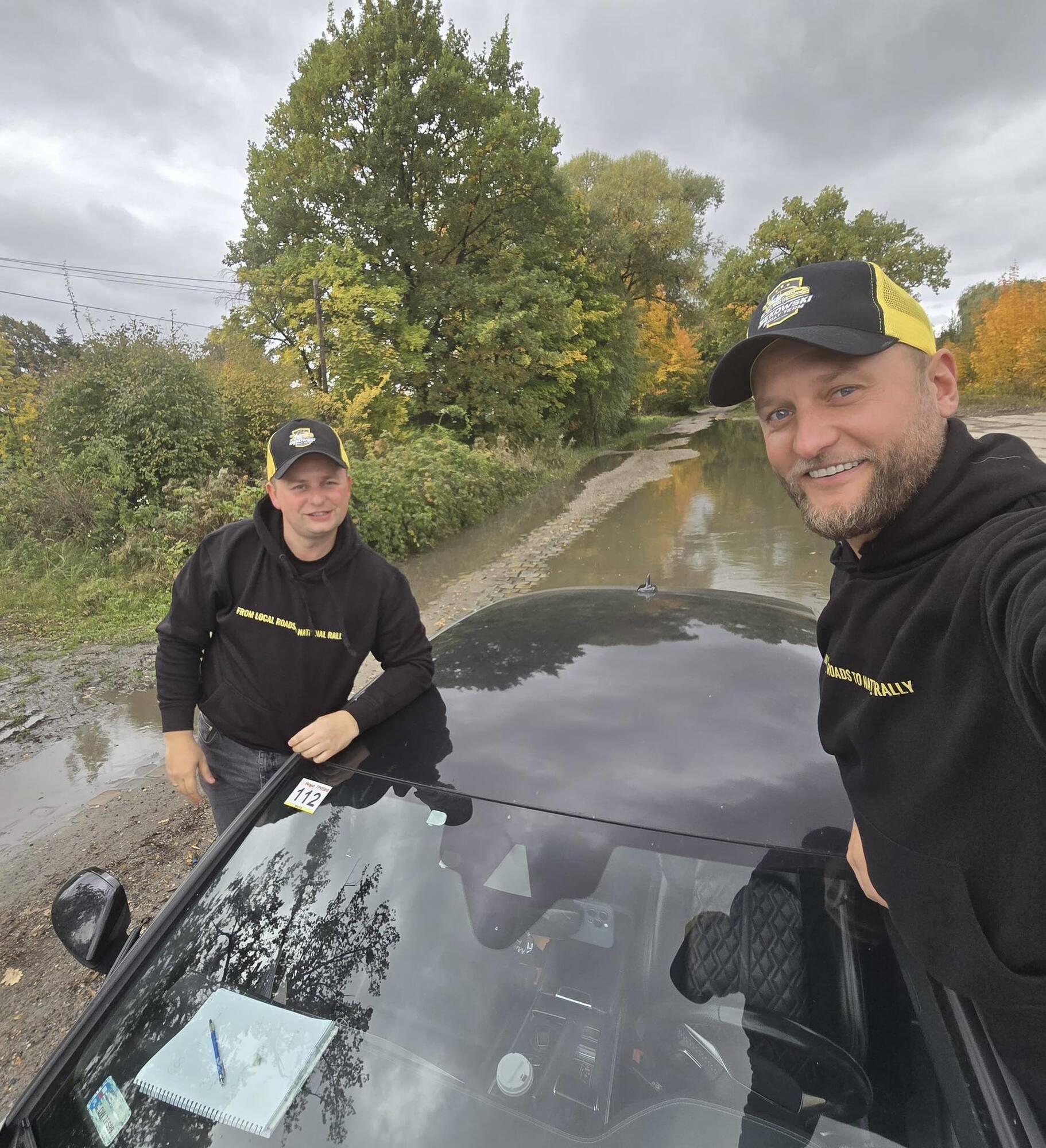 В Польше пилот-чемпион сгорел заживо во время аварии на ралли. Видео