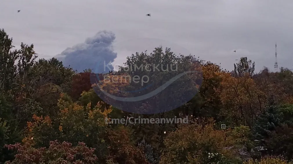 В окупованому Криму повідомили про удар по Сімферопольській ТЕС: спалахнула пожежа. Фото і відео