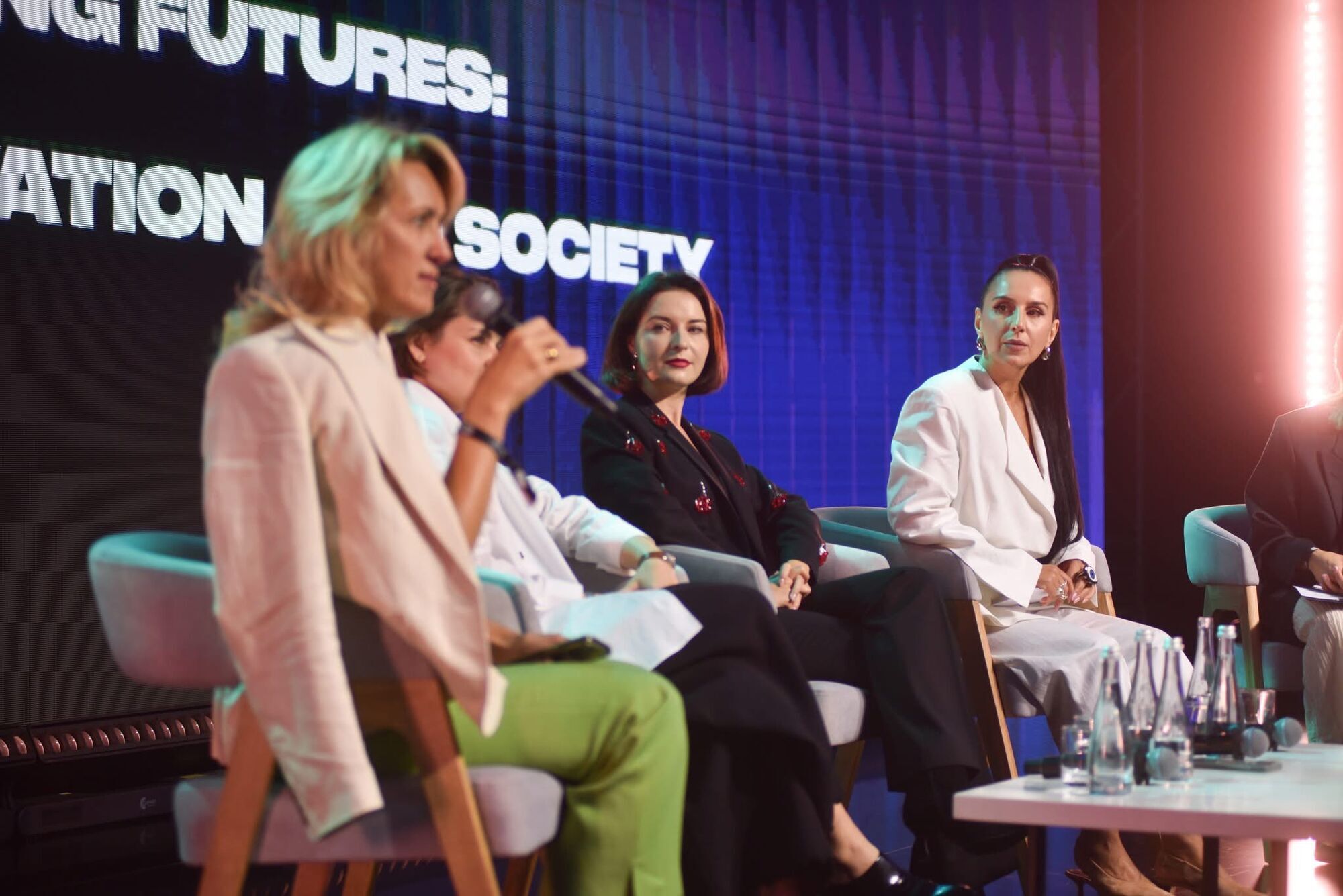 ИИ в Дії и цифровые сервисы для украинцев: главные анонсы на IT Arena 2025 при поддержке FAVBET Tech