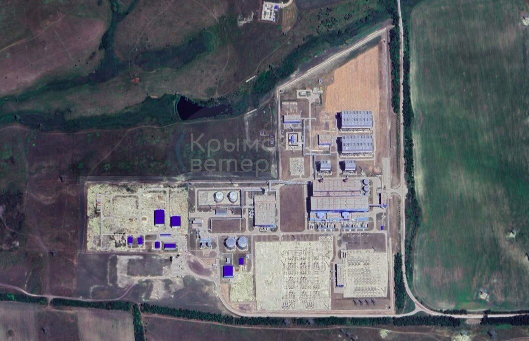 В окупованому Криму повідомили про удар по Сімферопольській ТЕС: спалахнула пожежа. Фото і відео