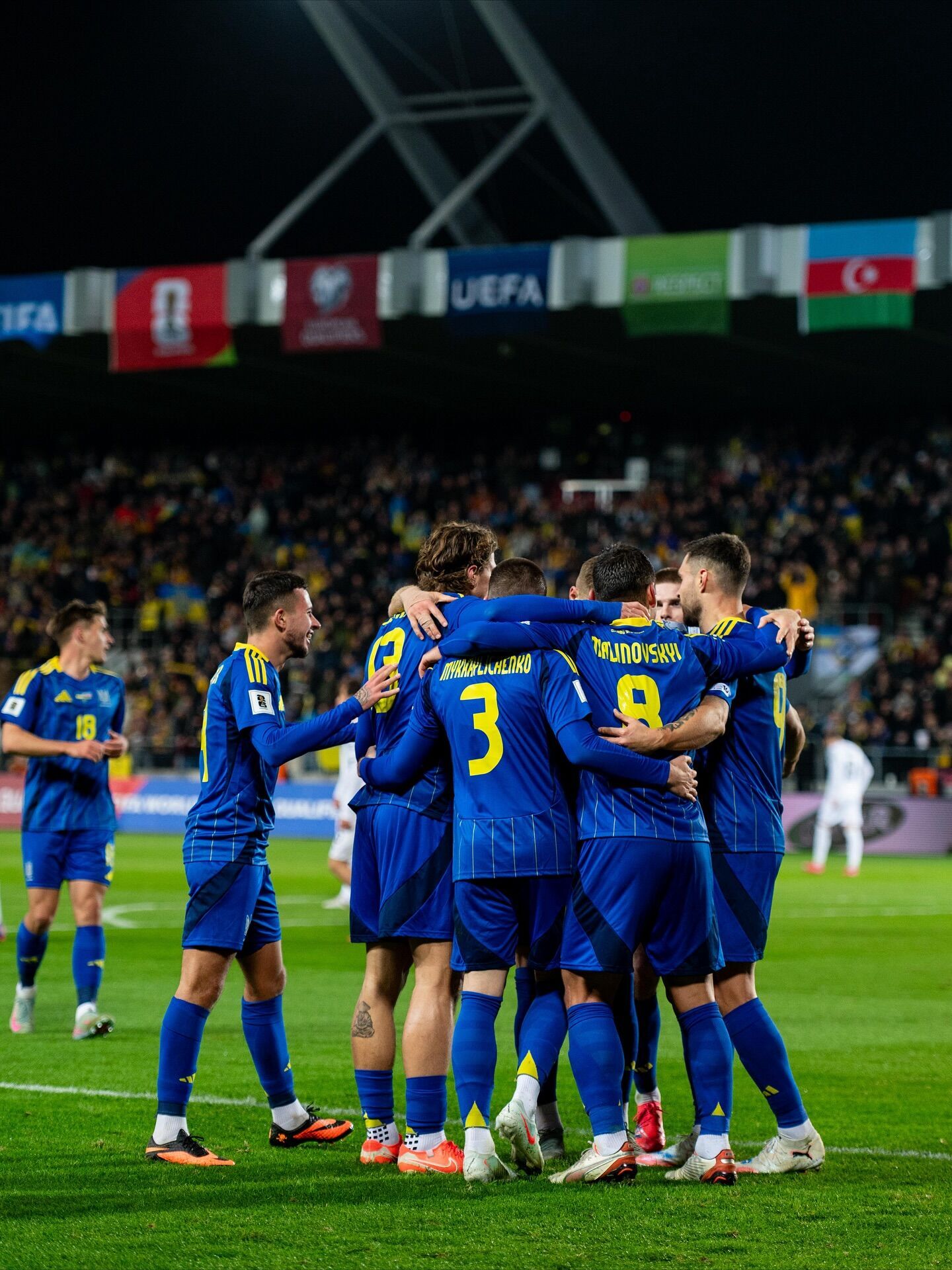 Эффект Малиновского работает: как один игрок помог зарядить всю сборную в матче против Азербайджана. Обзор игры