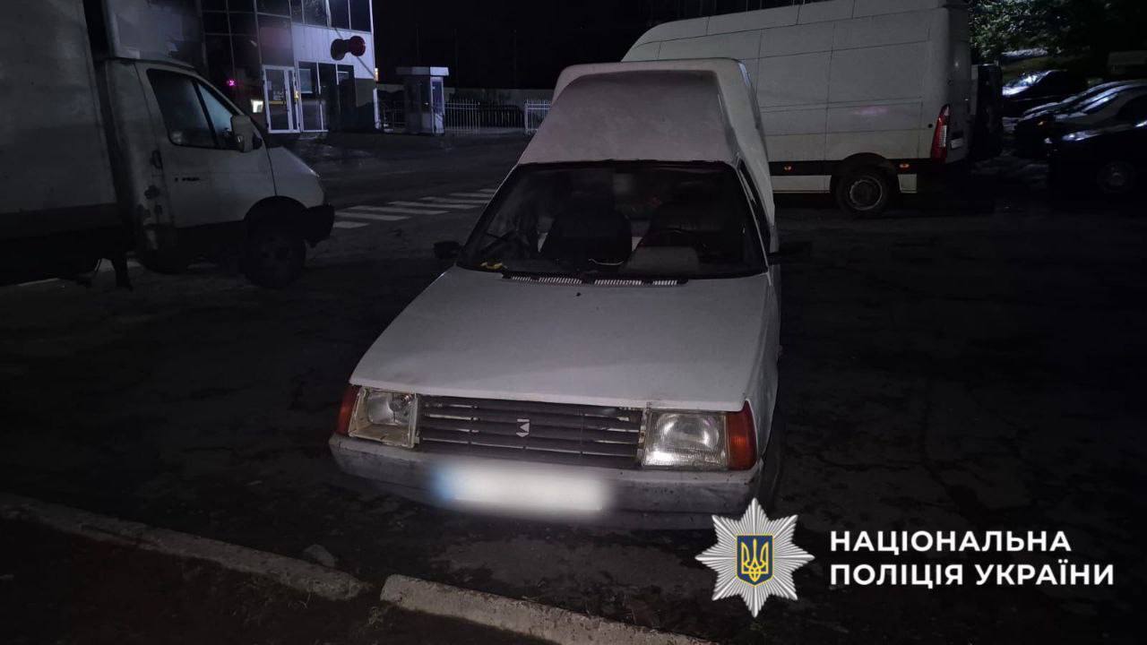 На Киевщине пьяный водитель на переходе сбил пожилого пешехода. Подробности ДТП и фото