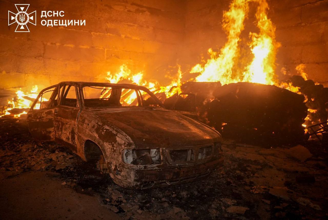 Оккупанты ночью запустили 82 дрона, около полусотни из них – "Шахеды": защитники неба сбили большинство целей