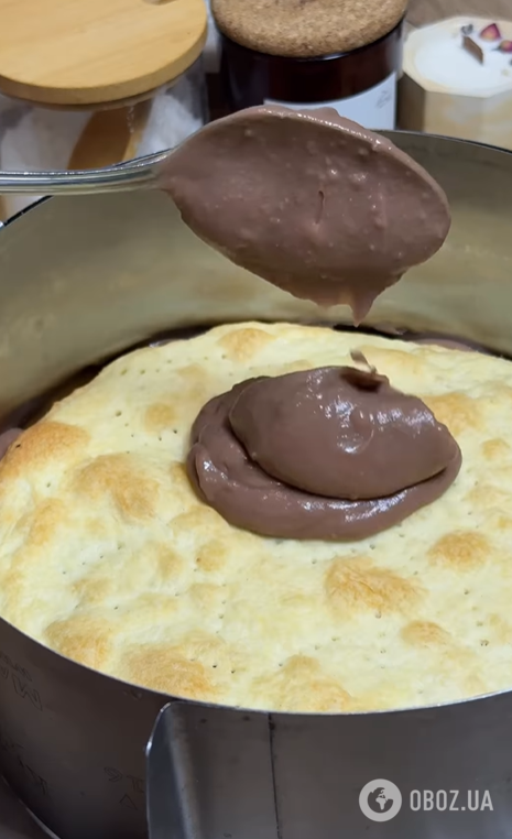 Лучший десерт на праздники: как приготовить вкусный ''Наполеон'' из шоколадных коржей
