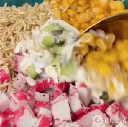 Крабовый салат ''Мистер Крабс'': рецепт вкусного и сытного блюда для праздничного стола