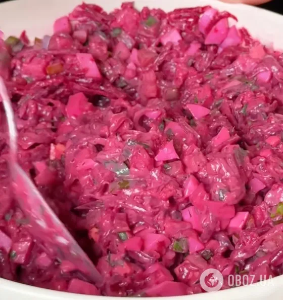 Майонезный салат из свеклы, сельди и вареных яиц: вкуснее, чем ''Шуба''