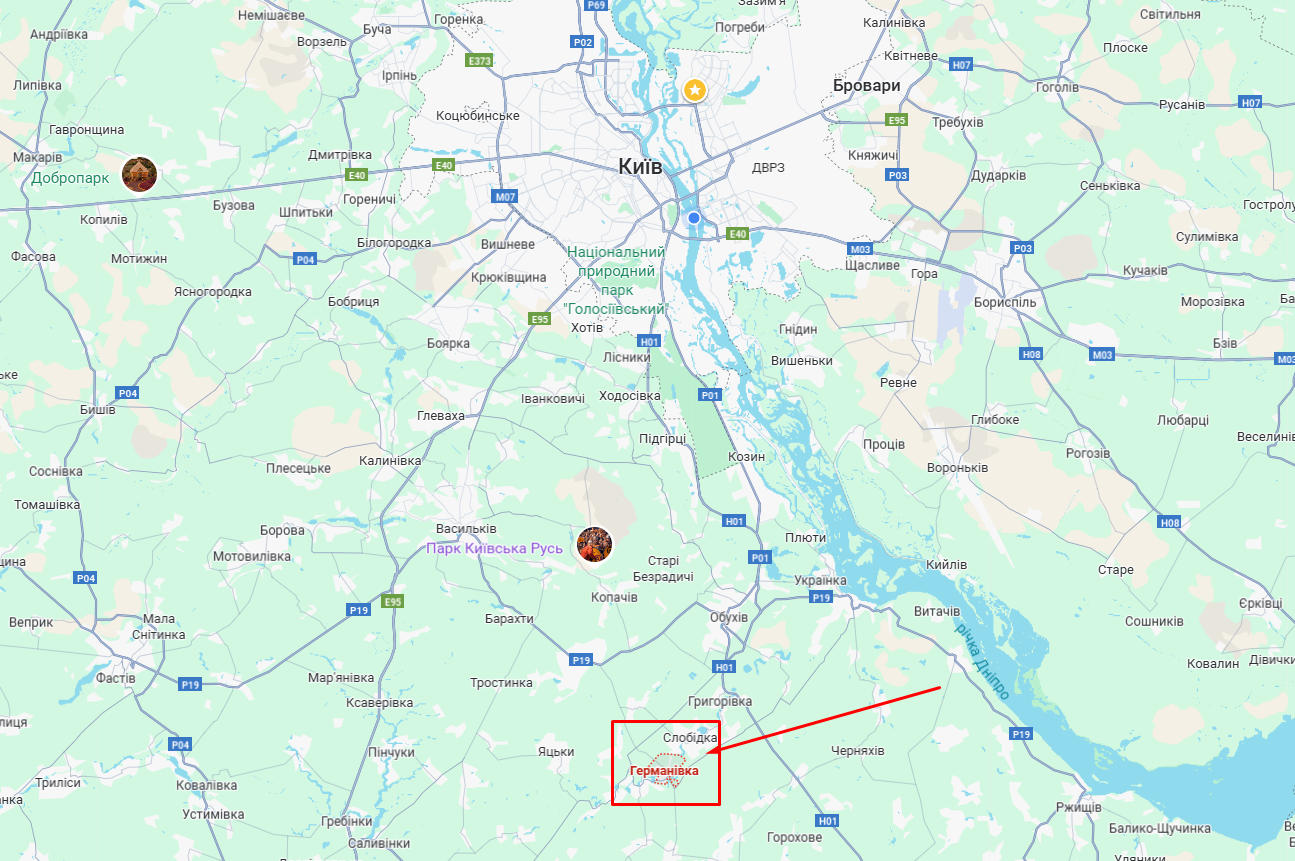 На Киевщине легковушка вылетела на обочину, "проскочила" между деревьев и перевернулась: есть пострадавшая. Подробности и фото