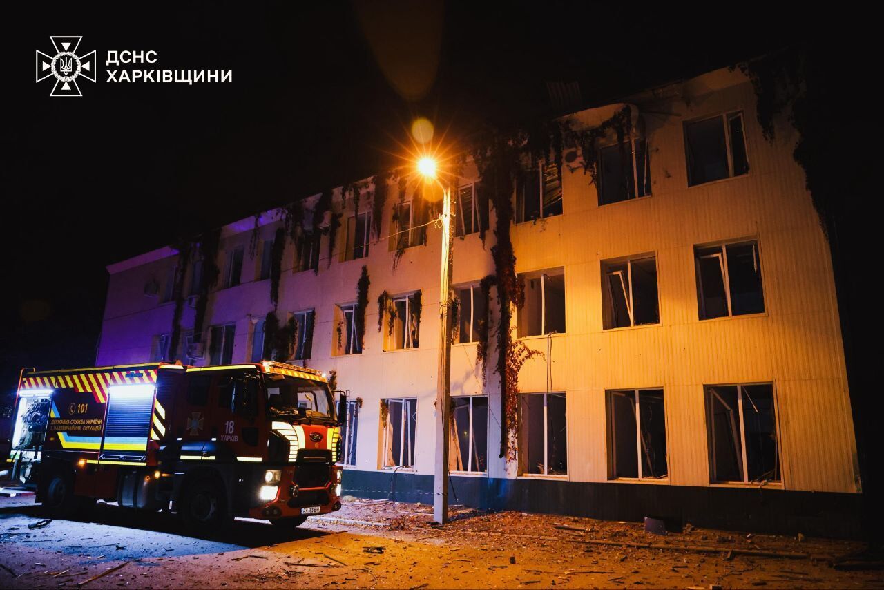 Росія атакувала КАБами лікарню та енергооб'єкти у Харкові: постраждало більше ніж пів сотні людей. Фото й відео