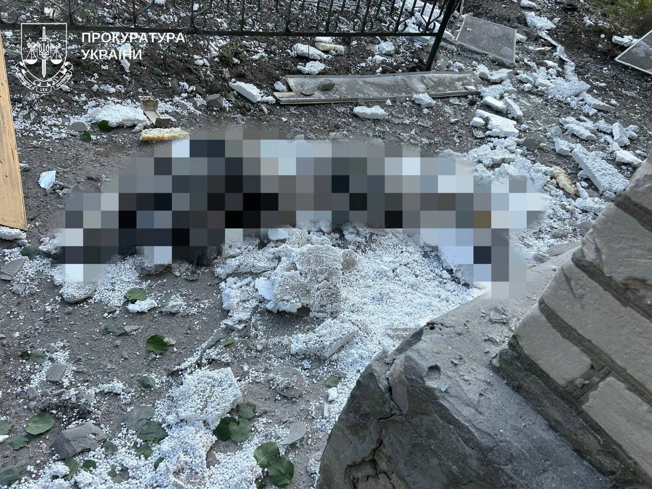 У Херсоні внаслідок ворожої атаки загинуло троє людей, ще четверо поранені