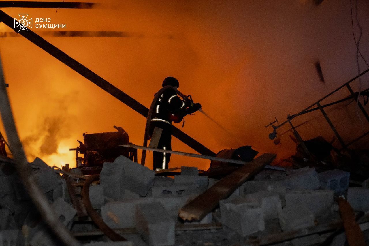 "Світ має змусити Москву сісти за стіл справжніх перемовин": Зеленський відреагував на новий удар Росії по Україні. Фото