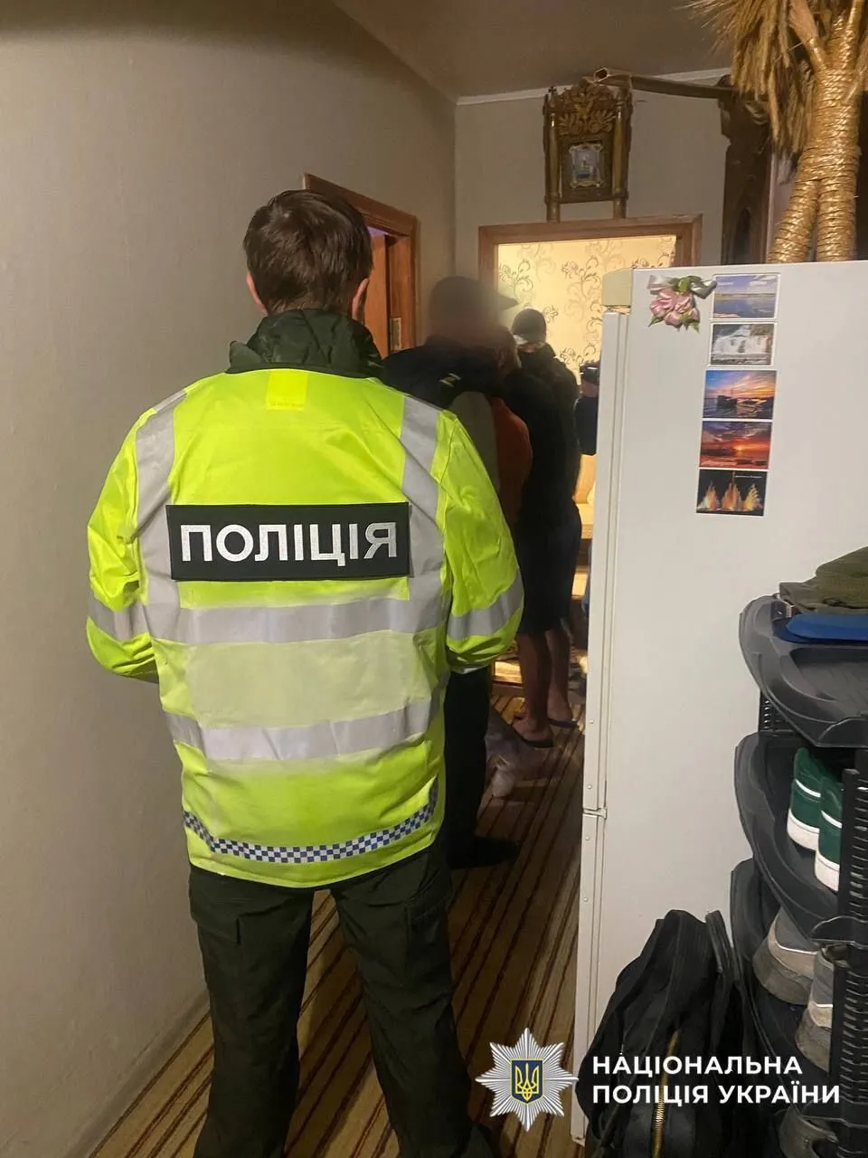Вилучили "товарну" на понад 3,5 млн грн: викрито зловмисників, які збували наркотики на Київщині та Полтавщині. Фото та відео