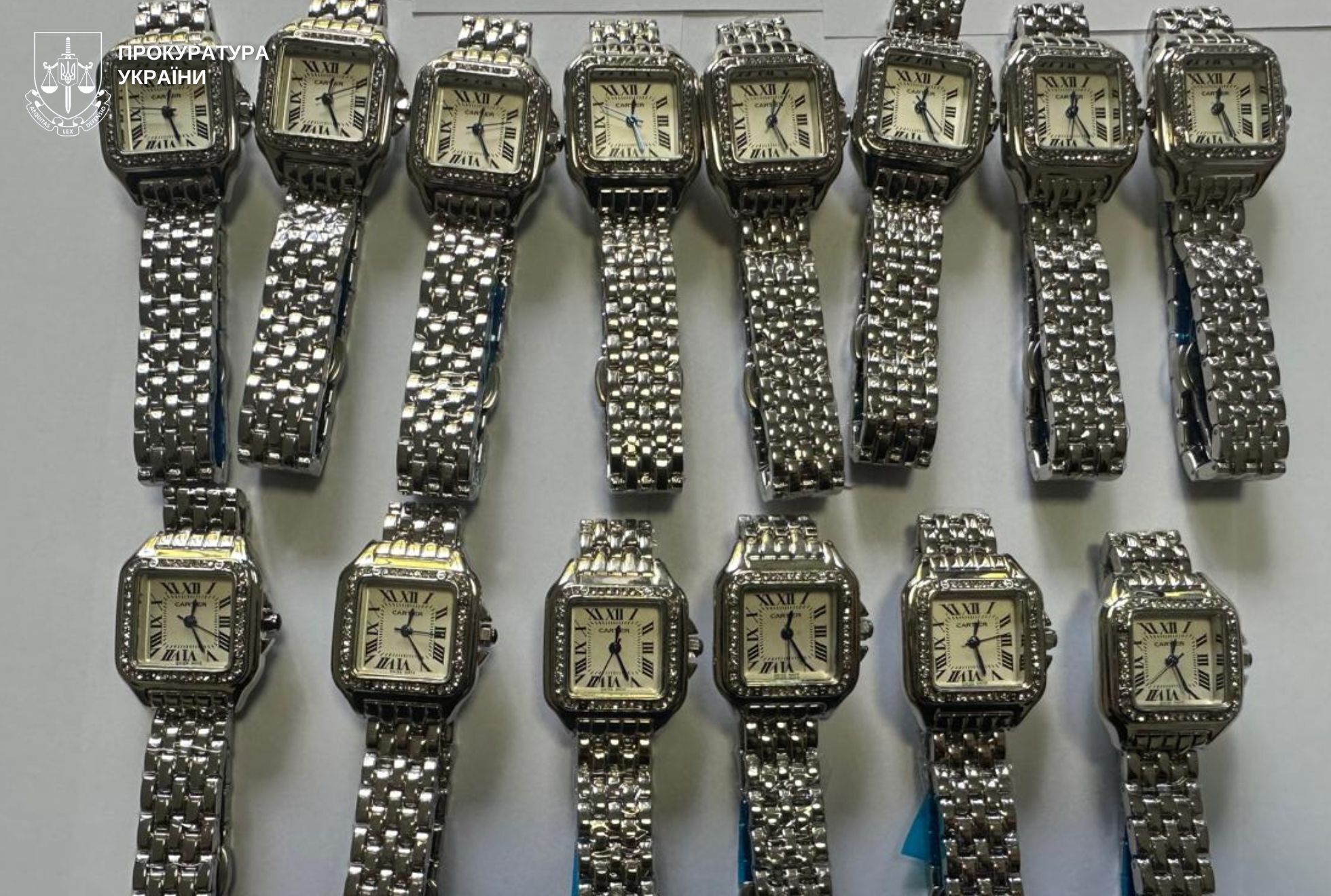 Часы, которые завезли подпольно