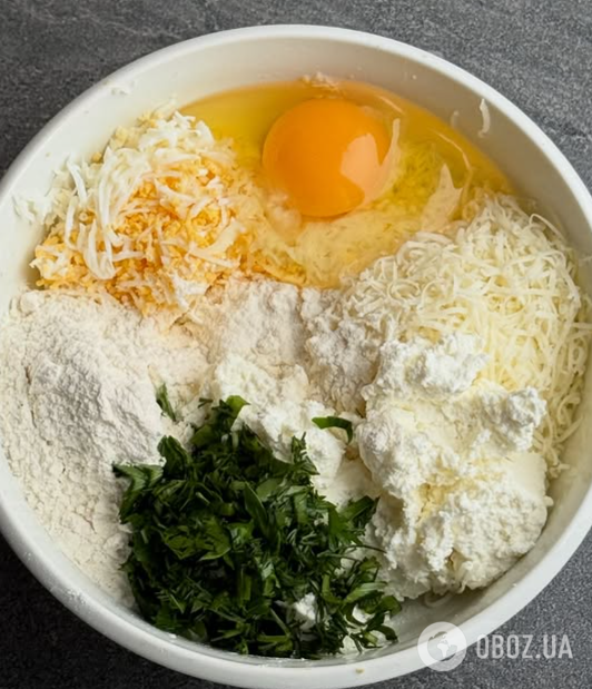 Сытные пирожки с яйцами и сыром: делимся элементарным рецептом