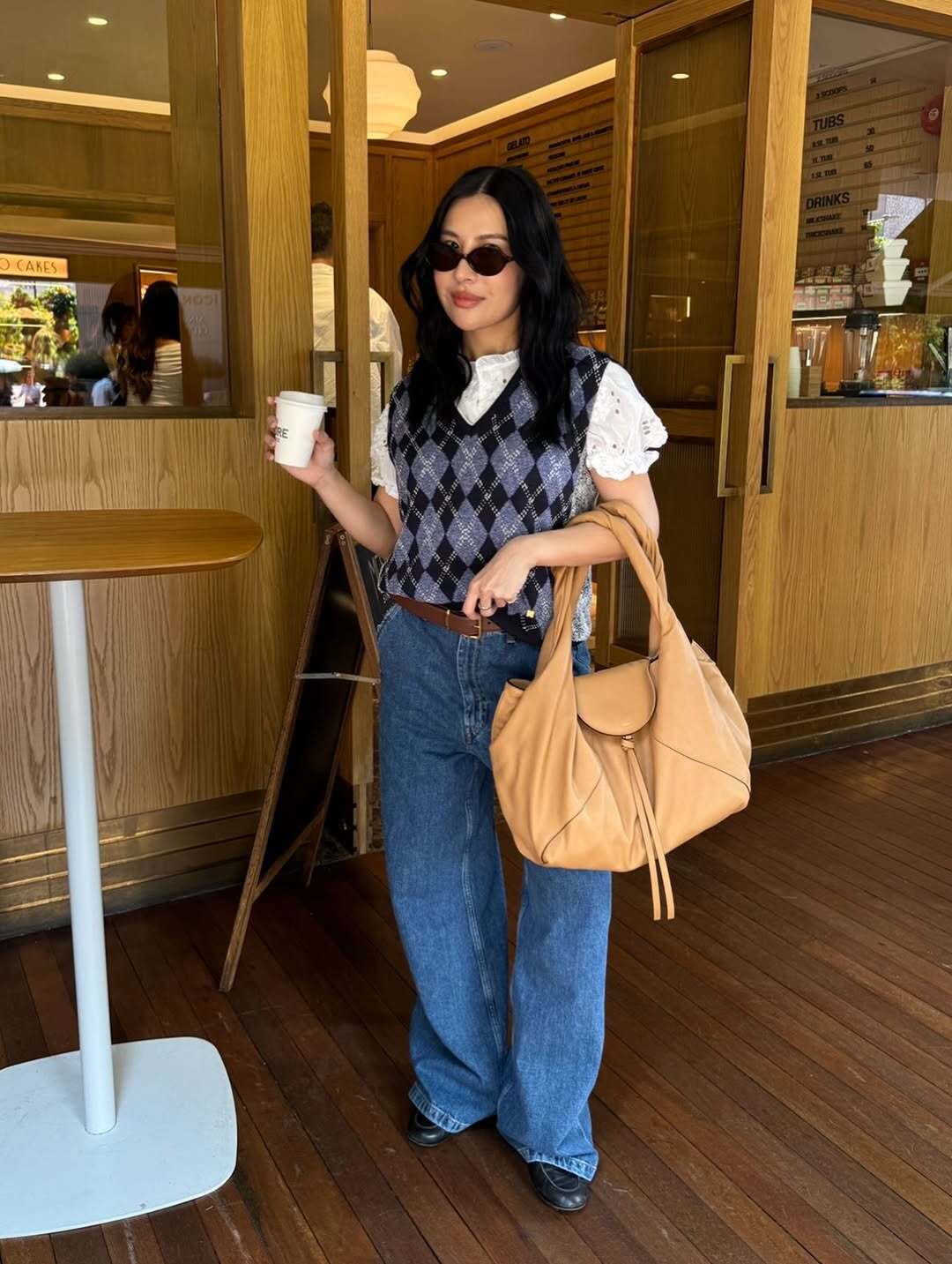 Семь культовых сумок из прошлого триумфально вернулись в моду: как они выглядят