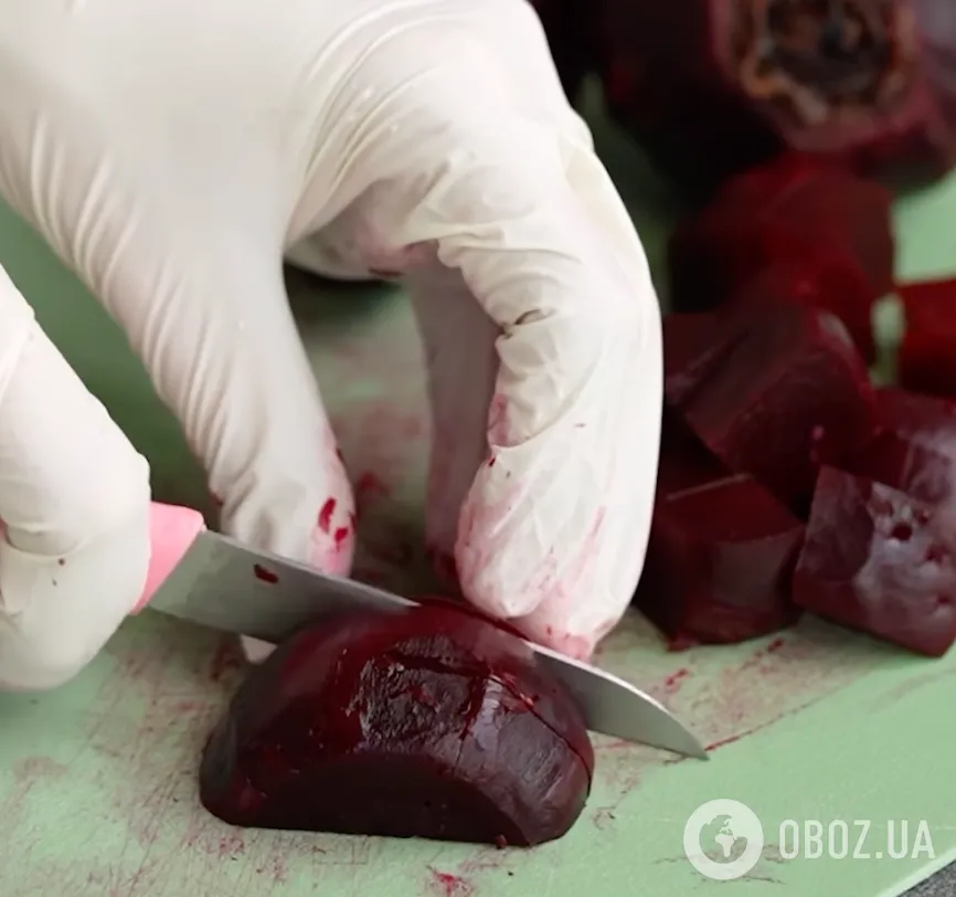 Не варите: рассказываем, как правильно запекать свеклу в духовке, чтобы она была сочной и полезной