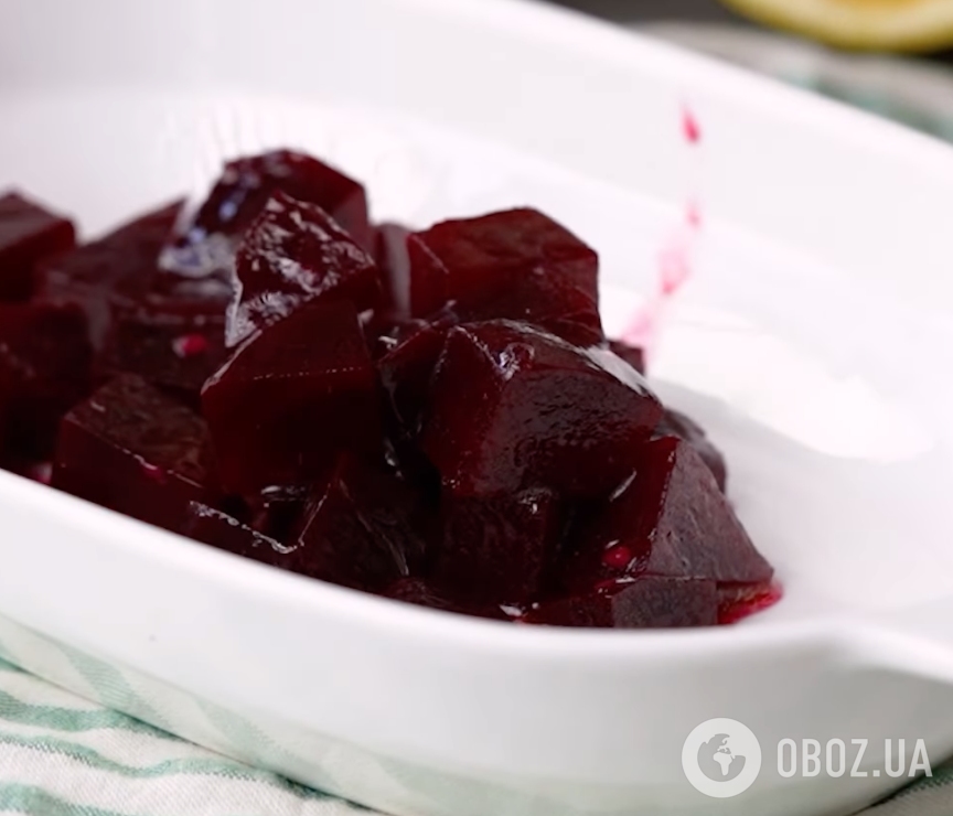 Як варити буряк, щоб він залишався яскравим і солодким: потрібно додати у воду всього один інгредієнт