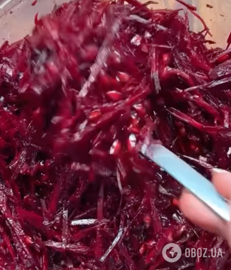 Салат из сырой свеклы и граната: рецепт очень полезного и вкусного блюда