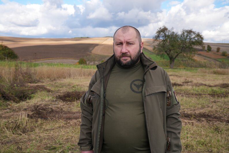 "Дуже добра і щира людина": на Прикарпатті попрощалися з старостою, який загинув в боях за Україну. Фото