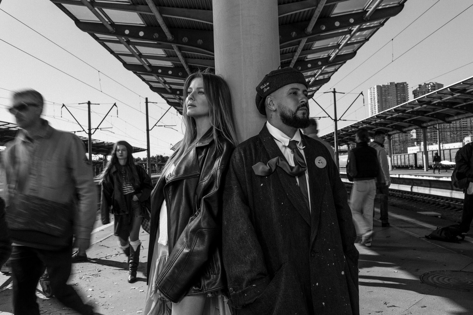 Атмосферная премьера: Monatik и Kola сняли кинематографический клип на песню "127"