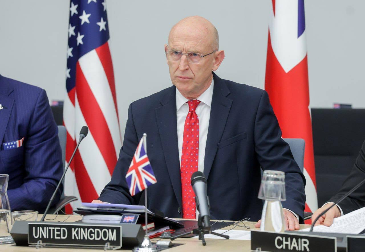 В Брюсселе прошло очередное заседание в формате "Рамштайн": новую помощь Украине анонсировали 19 союзников