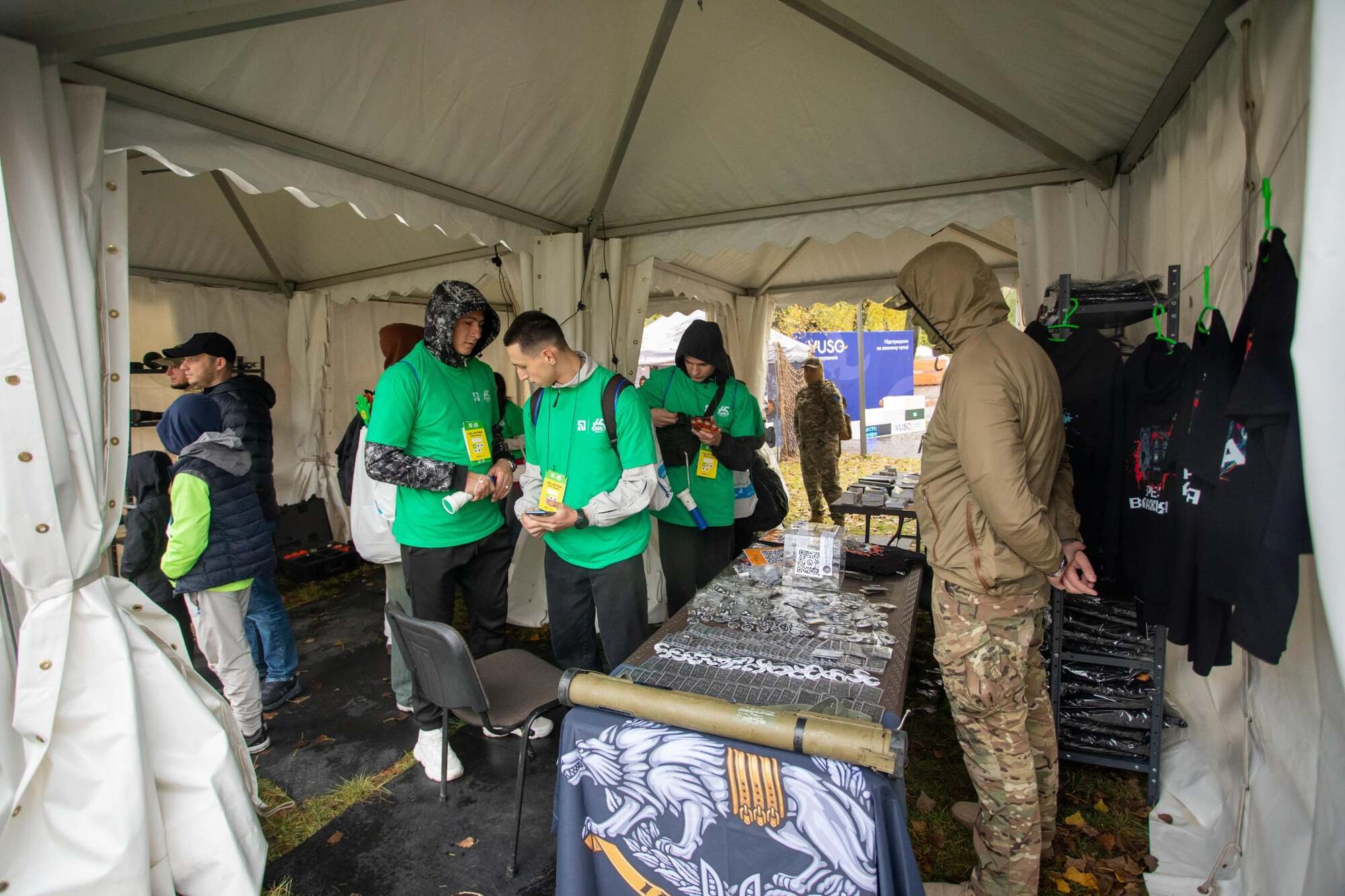 Киевский марафон Несокрушимости объединил тысячи сердец: демонстрация "Бабы Яги", сбор на ССО и чемпионат Украины